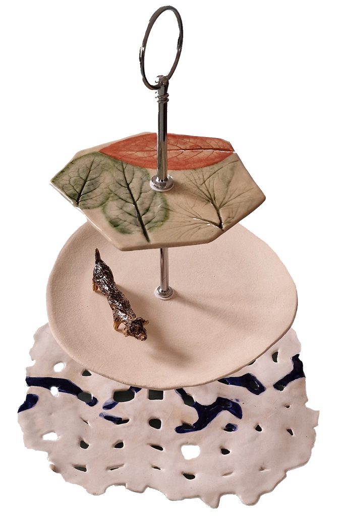 Creatieve workshops in Breda. Kunst op je Bord.
Etagère van keramiek, gemaakt door een cursist.